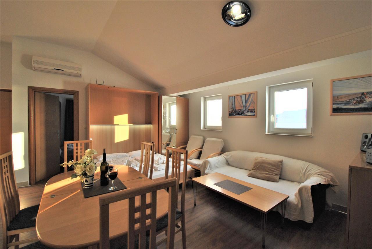Nautica Apartments Betina  Exterior photo